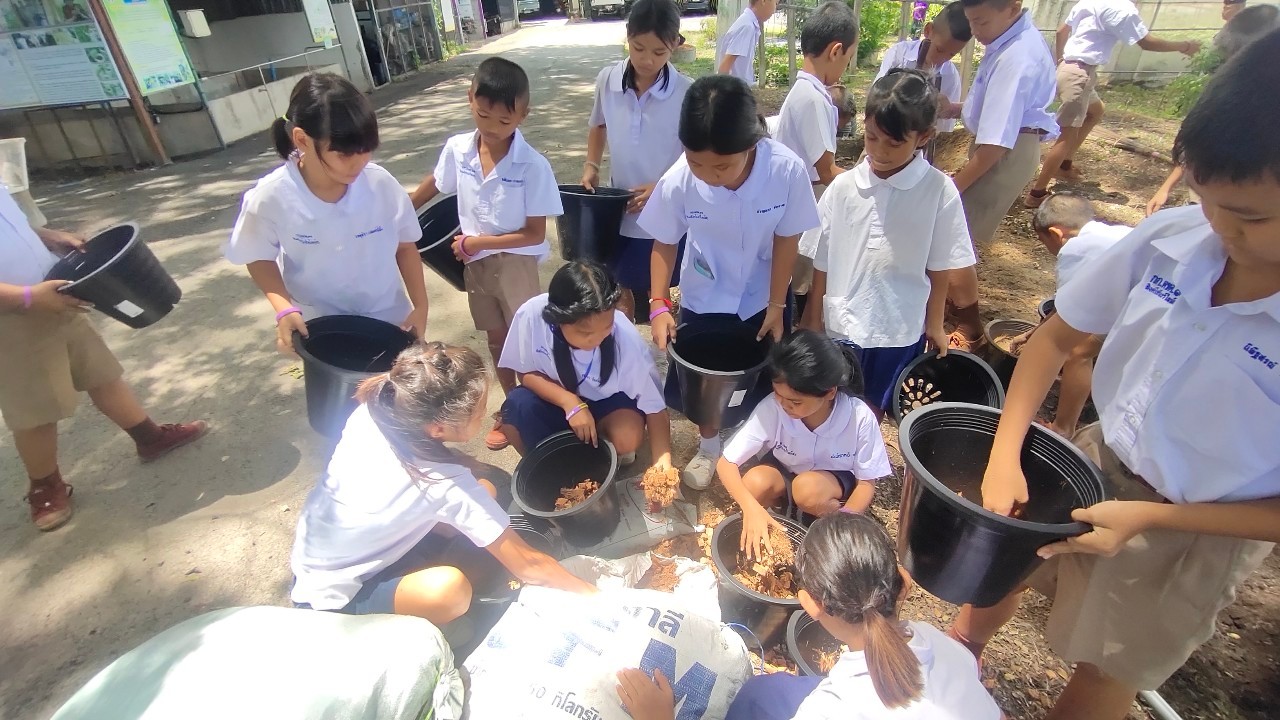 title - ส.ป.ก.จันทบุรี อบรมโครงการเพิ่มศักยภาพระบบงานเกษตรภายใต้แผนพัฒนาเด็กและเยาวชนในถิ่นทุรกันดารตามพระราชดำริ สมเด็จพระเทพรัตนราชสุดาฯ สยามบรมราชกุมารีปีงบประมาณ พ.ศ. 2567